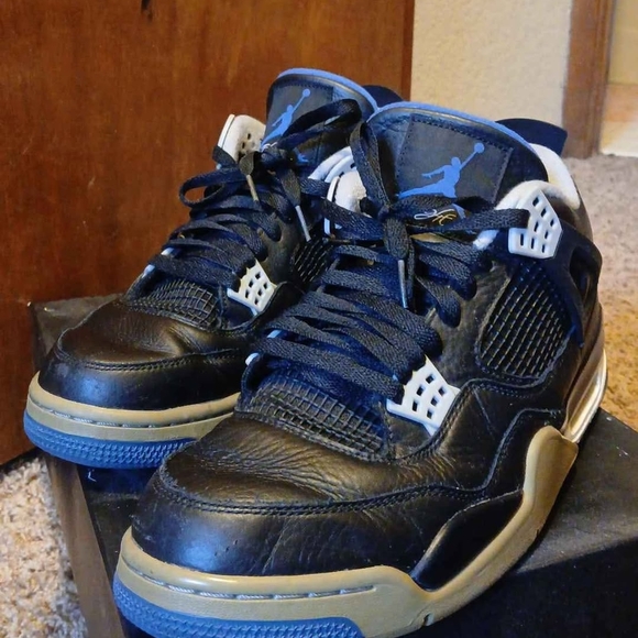 Nike Air Jordan Retro 4 \